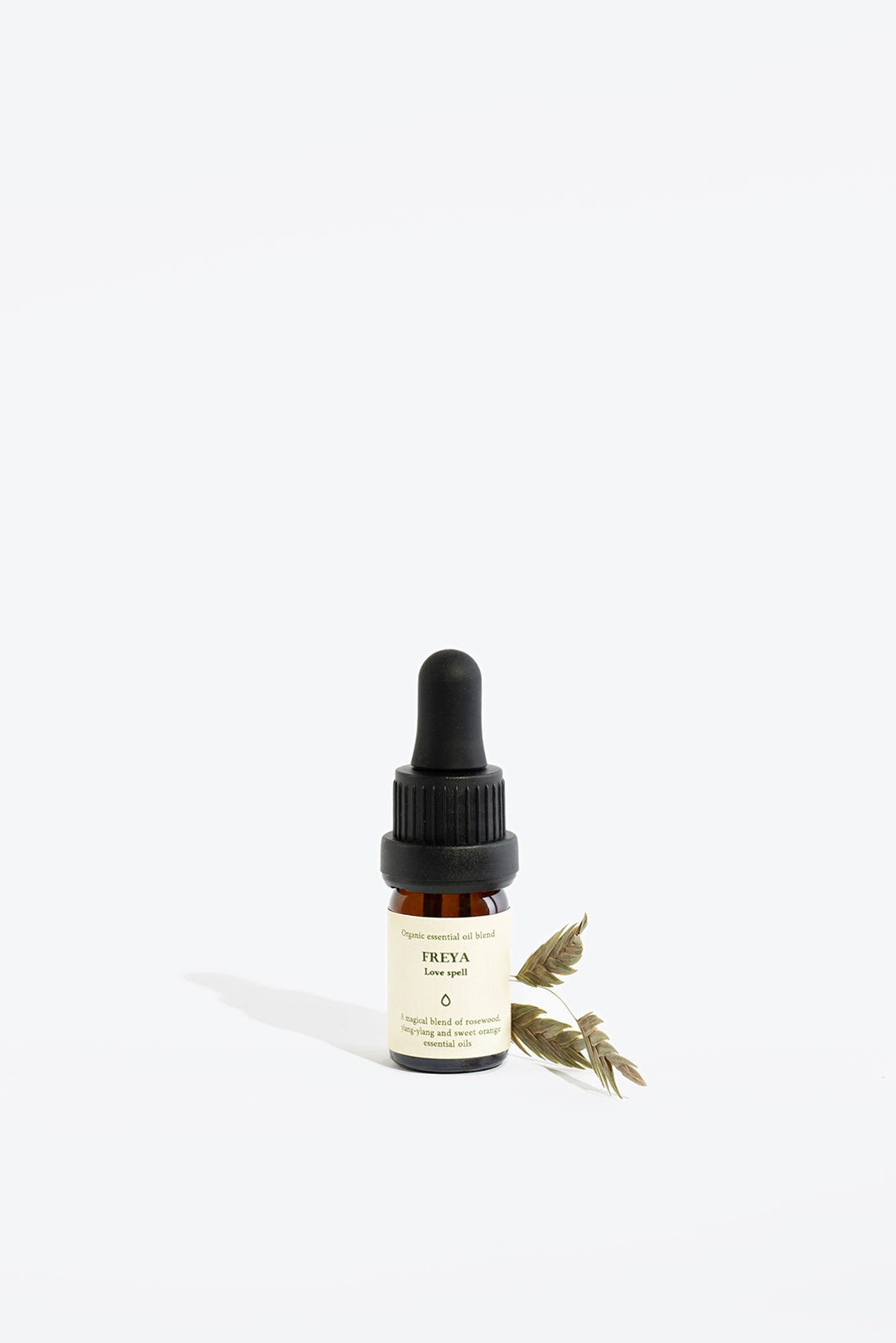 Essential oil blend FREYA Smells Like Spells
